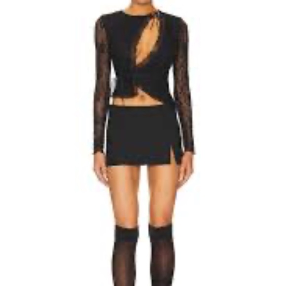 Superdown Anahi Wrap lace top black Small - Picture 12 of 12